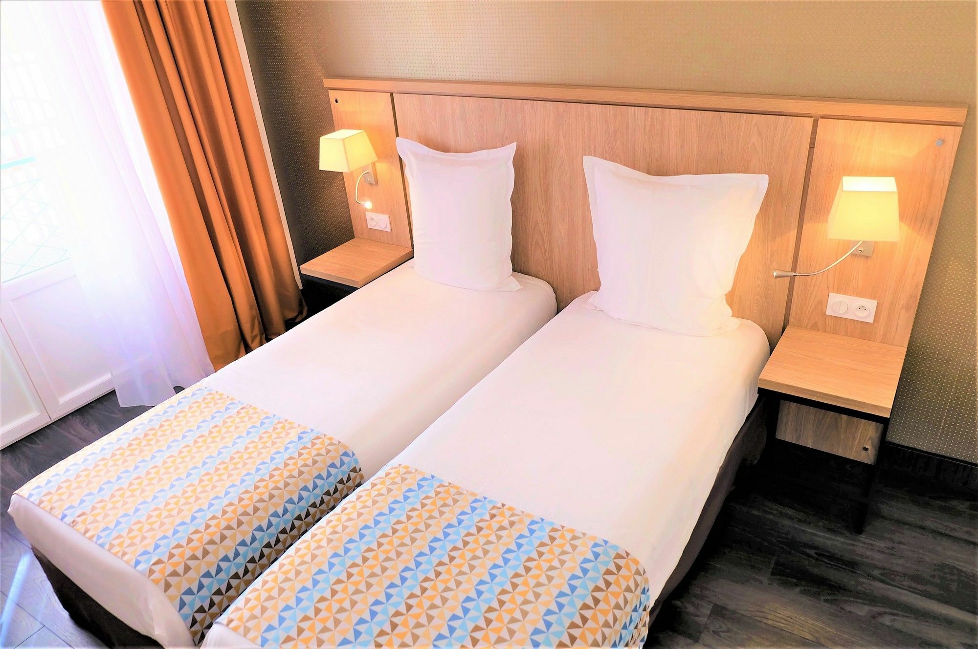 Logis La Caravelle Toulouse